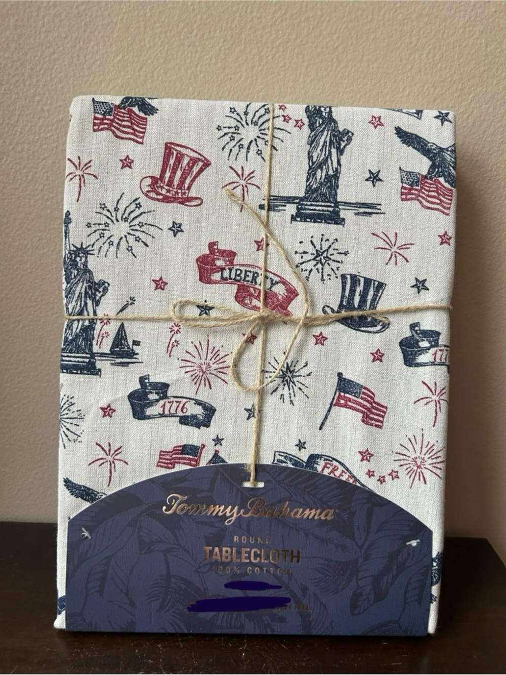 New Tommy Bahama Americana Tablecloth Flag Fireworks Liberty Oblong 60”x 144”
